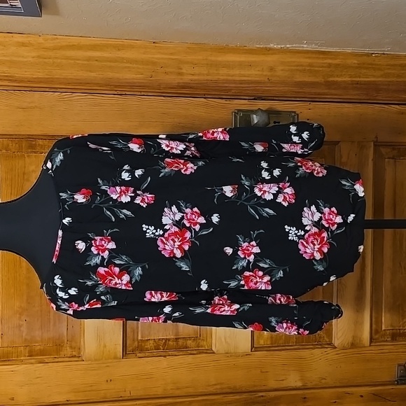 Old Navy Long Sleeve Black Coquette Blouse with Pink Floral Design L - Picture 3 of 4